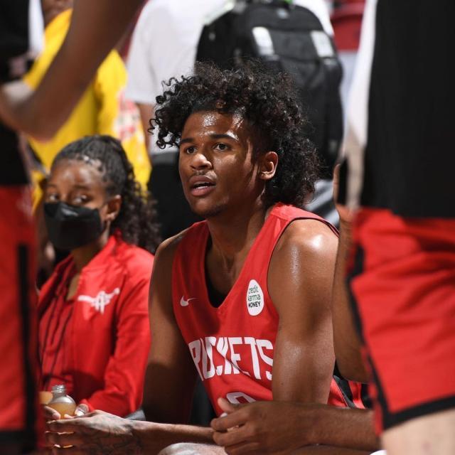 意昂平台-新赛季总经理调查（下）字母最佳防守 斯波最佳教练