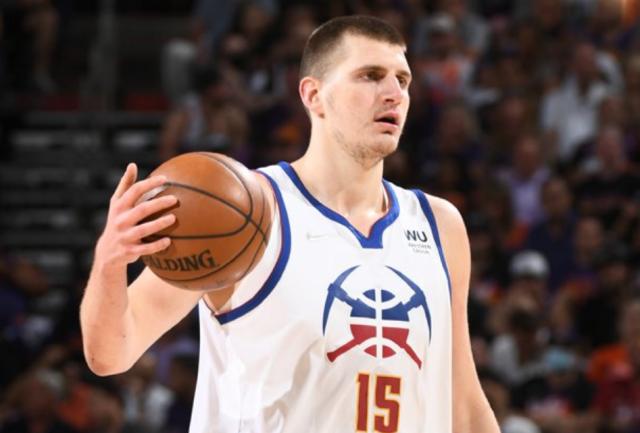 意昂平台-掘金惨败马龙不满球员态度：大家基本放弃了比赛